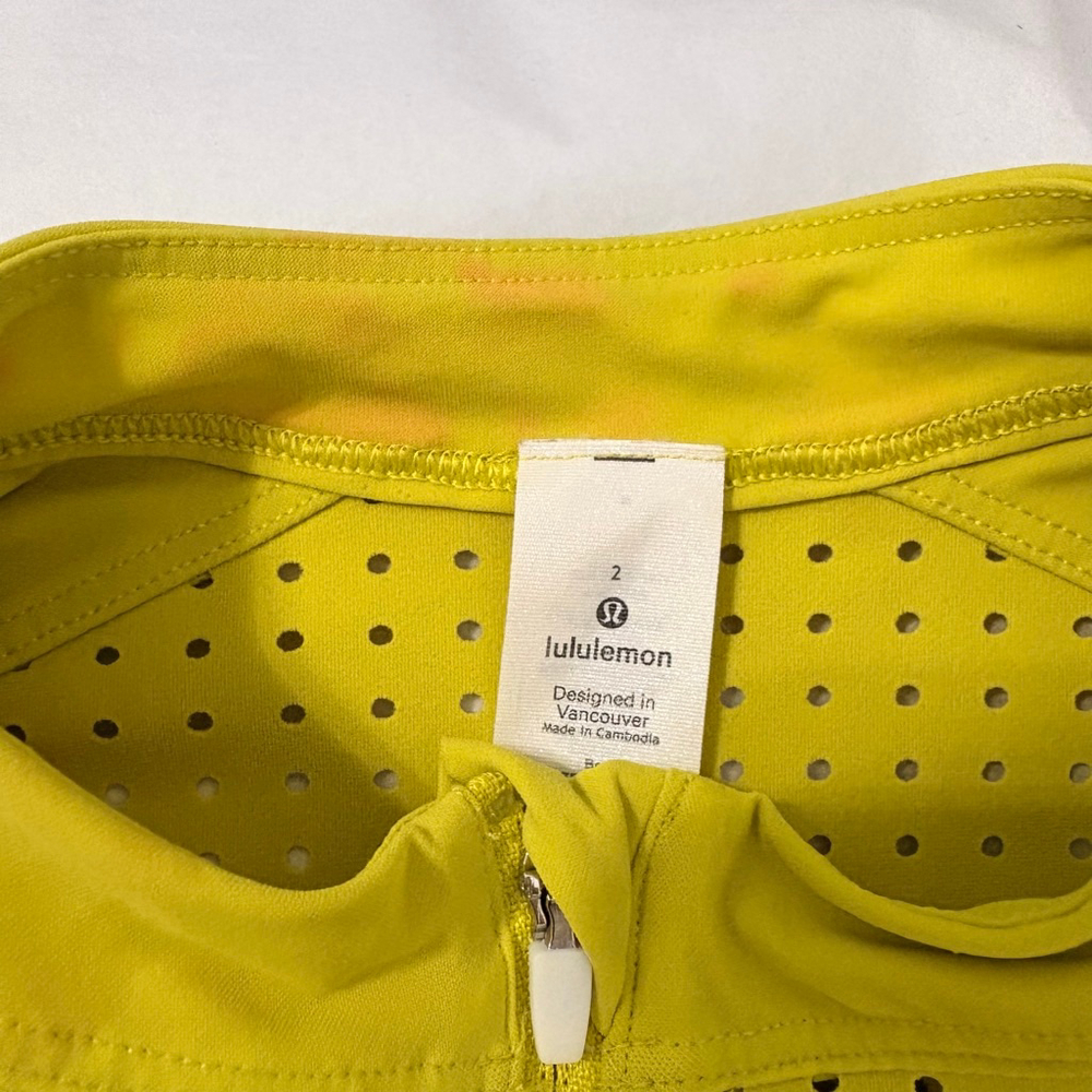 Lululemon Unleash Strength Bra Sz 2 B/C Yellow Serpentine EUC - Picture 9 of 9